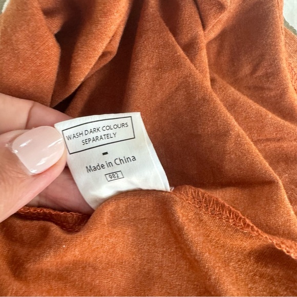 Tulip sleeve tee. - Picture 7 of 8